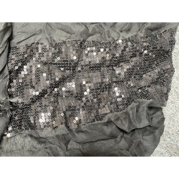 Women Scarf Gray Sequin Sparkly One Size 23in X 32 In Acrylic - Picture 10 of 11
